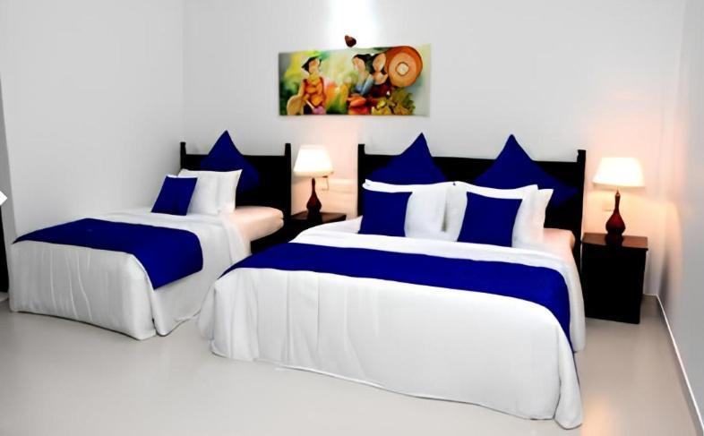 Blue Spring Hotel วัดดูวา ภายนอก รูปภาพ